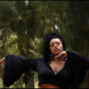 Meet your Posher, Imani